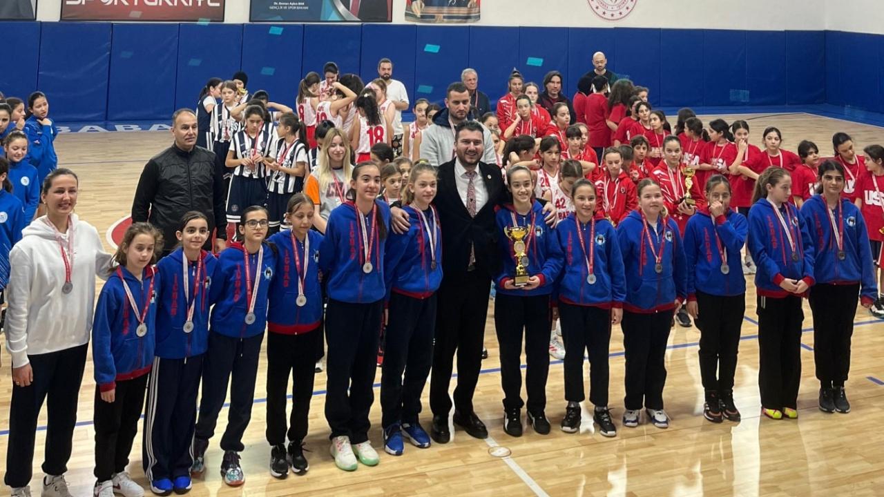 İÇDAŞ’ın Potadaki Perileri Balkanları Salladı! Uluslararası Turnuvada İkincilik Kürsüsü