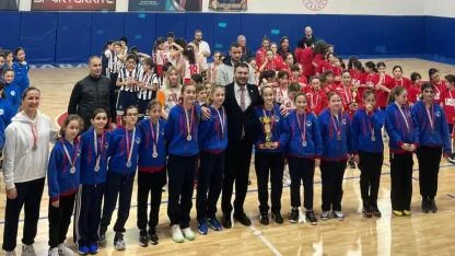 İÇDAŞ’ın Potadaki Perileri Balkanları Salladı! Uluslararası Turnuvada İkincilik Kürsüsü