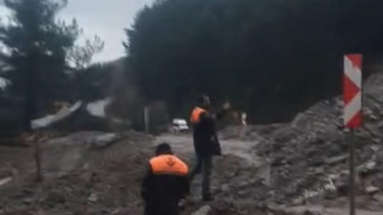 İnebolu-Doğanyurt-Cide Karayolu Ulaşıma Kapandı!