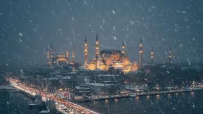 İstanbul'a Kar Geliyor! Meteoroloji, AKOM ve Valilikten Üst Üste Uyarılar: Kerem Ökten "Kızakları Yağlayın" Diyerek Duyurdu!