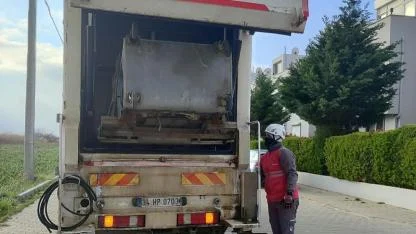 Kepez’de Konteynerlar Pırıl Pırıl