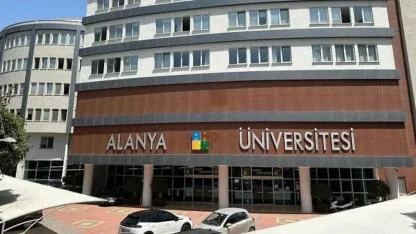 Mavi ve Yeşilin Buluştuğu Kampüste Görev Vakti: Alanya Üniversitesi Akademisyen Alacak