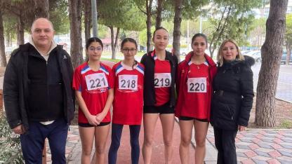 Önce Çanakkale Şampiyonluğu, Şimdi Bölge Koşusu: Gazi Ortaokulu Manisa'da Çanakkale'yi Temsil Etti!