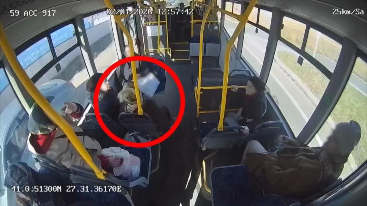 Otobüs şoförü, kalp krizi geçiren yolcuyu hastaneye böyle yetiştirdi