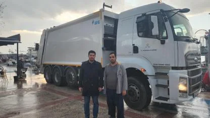 Küçükkuyu Belediyesi filoya 10 yeni araç kazandırdı