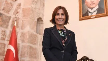 Seyhan Belediye Başkanı Oya Tekin: "Rüşvet aldığım için değil, almadığım için buradayım"