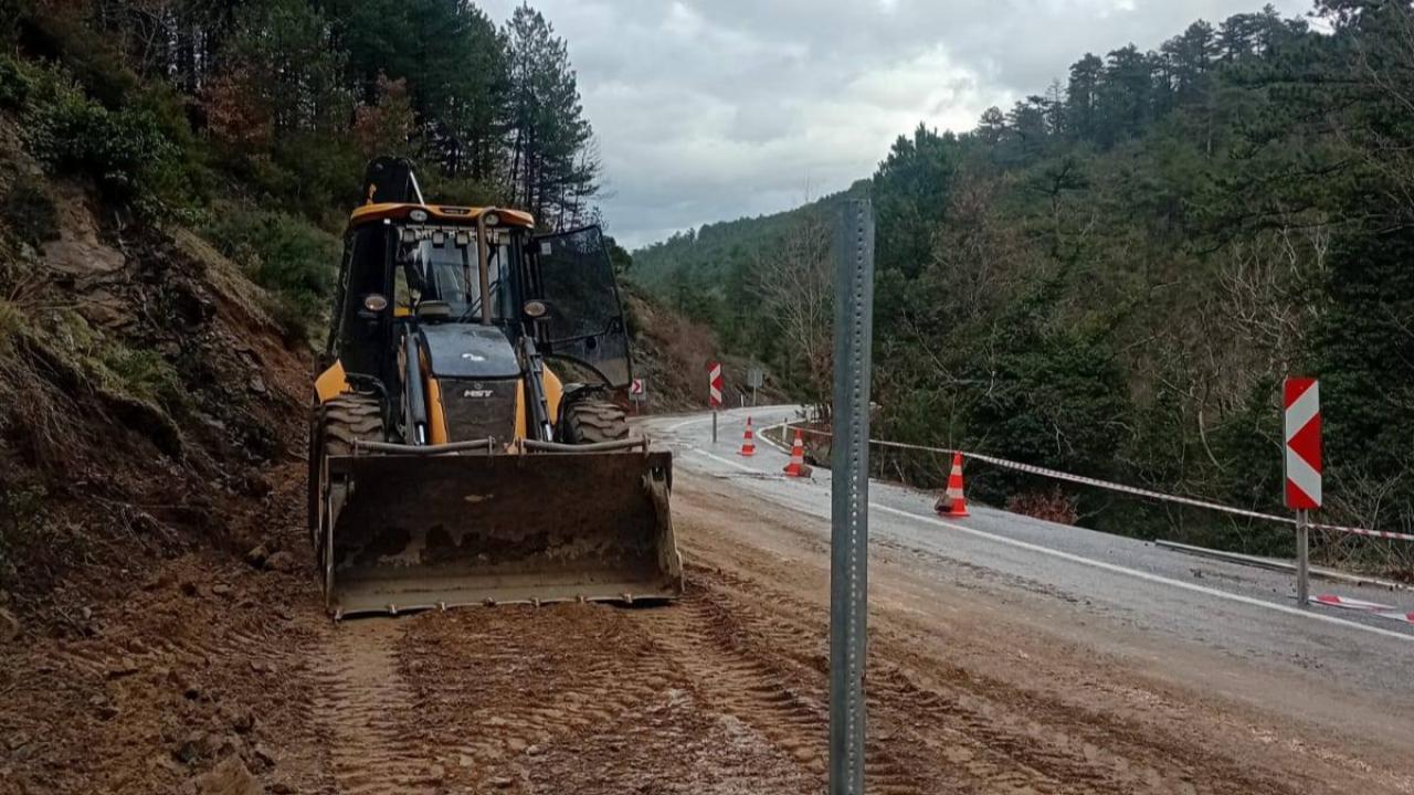 Kalkım Belediyesi'nden Çöken Yola Hızlı Müdahale: Ulaşım Yeniden Sağlandı