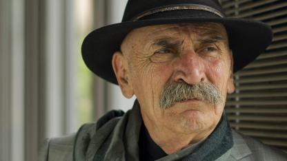 Ramiz Dayı’nın Mirası Satışta! Tuncel Kurtiz’in Kazdağları’ndaki Evi Yeni Sahibini Bekliyor