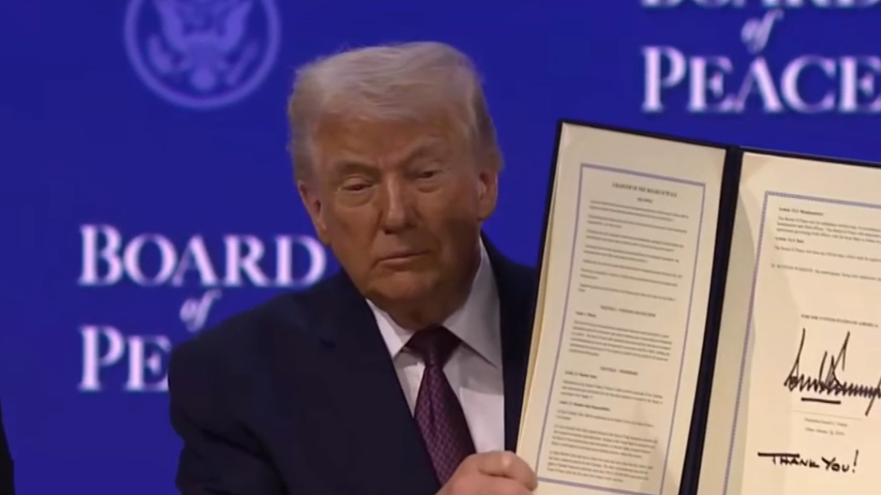 Trump Dünyaya İlan Etti: "9 Ayda 8 Savaşı Bitirdik! Gazze'de savaşı durduruyoruz"