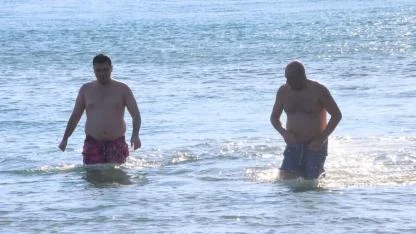 Türkiye İkiye Bölündü! Bir Yanda Kar Esareti, Diğer Yanda Deniz Keyfi: 2026’nın İlk Gününde İnanılmaz Görüntüler