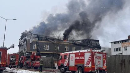 Tuzla’da Korkutan Fabrika Yangını: Alevler Arasından 6 Kişi Kurtarıldı