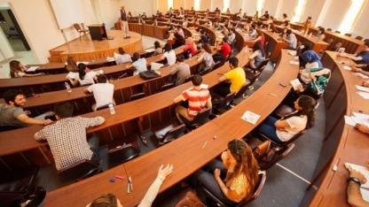 Üniversitede Başarının Şifresi Çözüldü: Sınav Kaygısı ve Erteleme Hastalığına Son!