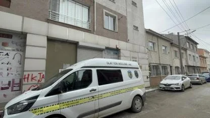 7. Kattan Atlayan Şahıs Yaralandı, Dairesinden Eşinin Cansız Bedeni Çıktı