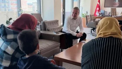 Başkan Öztürk, Lapsekililer ile buluştu