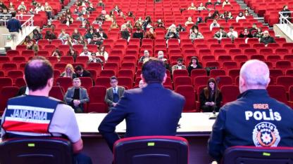 Bilişim Dolandırıcılığı Suçları Nedir? Çanakkale’deki Dev Konferanstan Siber Güvenlik Rehberi