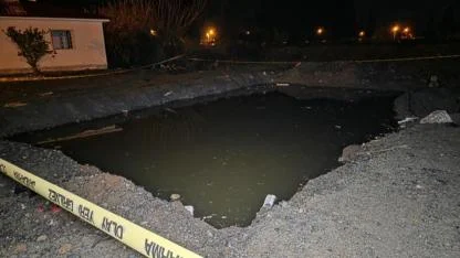 Bir yıldır önlem alınmayan temel çukuru iki kardeşe mezar oldu!