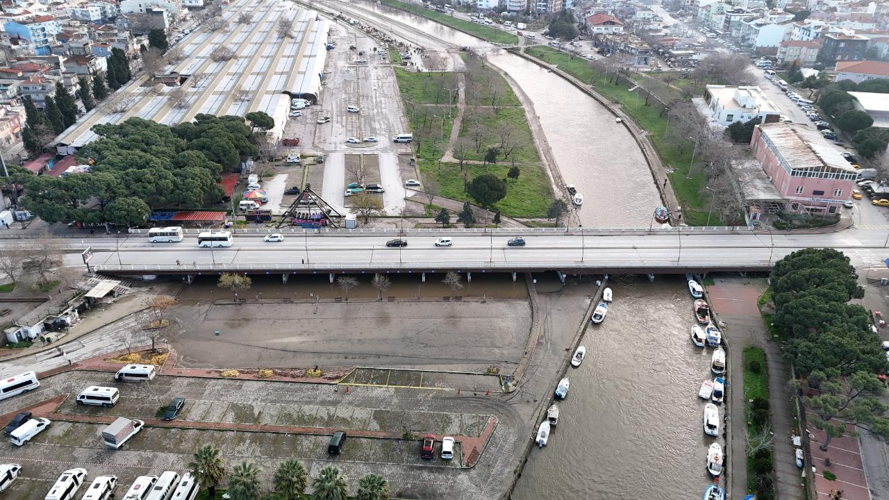 Çanakkale Sarıçay Son Durum: Sular Çekildi, Temizlik Başladı! Taşkın Sonrası Görüntüler...