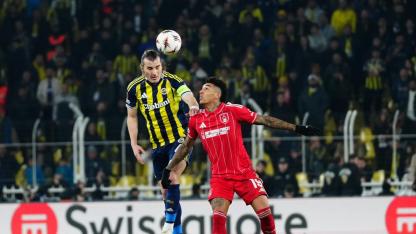 Fenerbahçe’de Kabus Gecesi! Nottingham Forest Kadıköy’ü Sessizliğe Gömüp Gitti