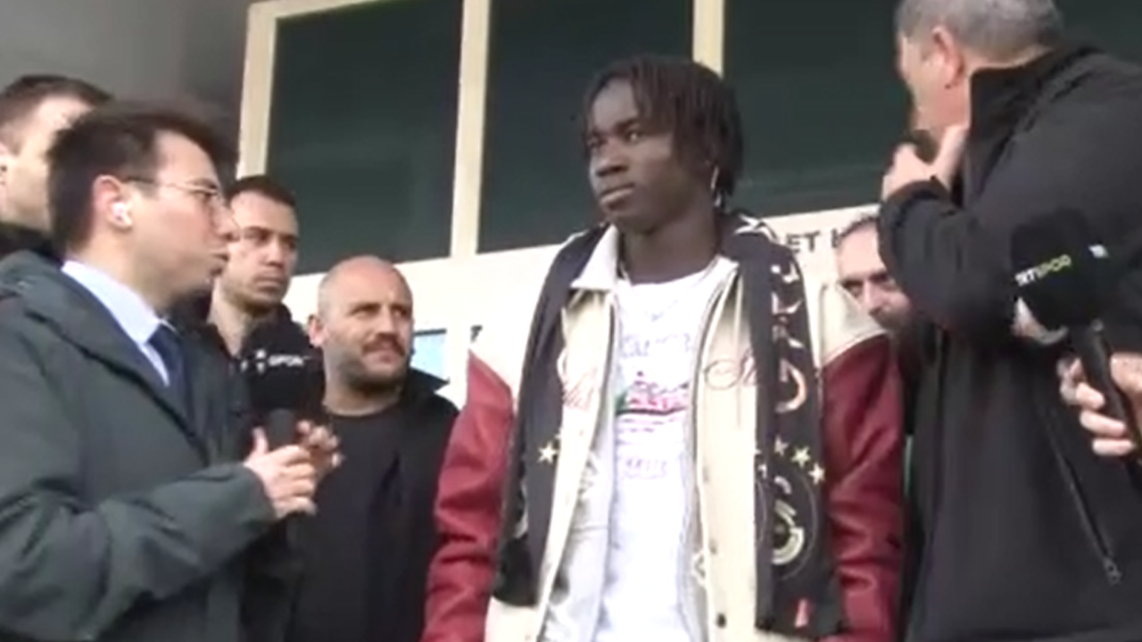 Galatasaray’ın Yeni transferi İstanbul’da! 18 Yaşındaki Renato Nhaga İmzaya Geldi