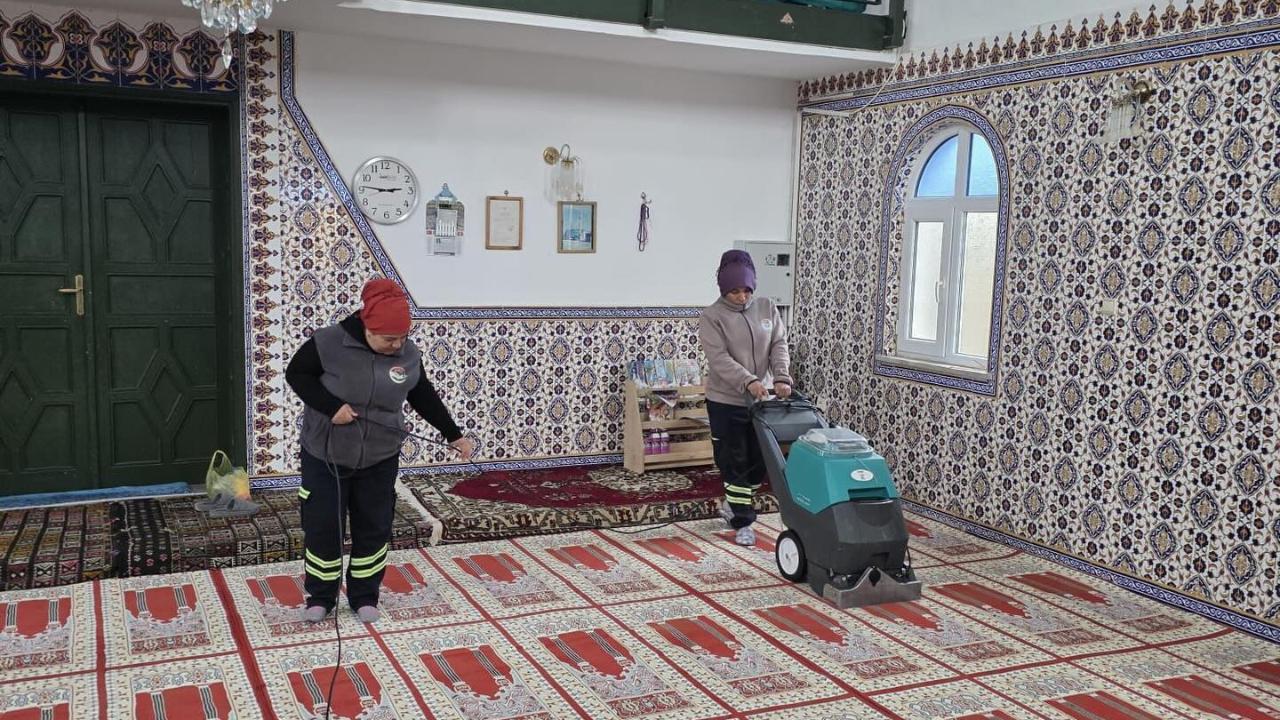 Gökçeada'da camiler Ramazan'a hazır