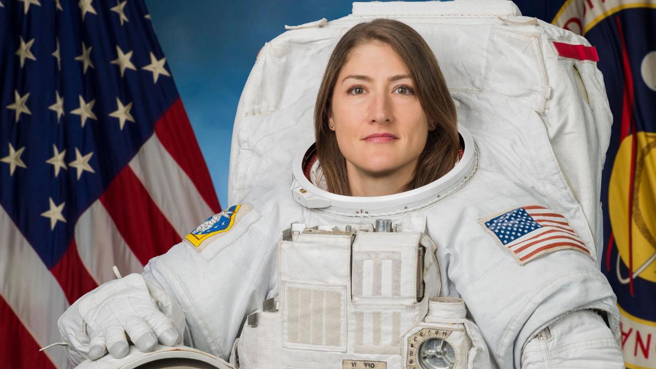 Her Gün 17 Kez Gün Doğumu ve Gün Batımına Tanık Eden Kadın Yürümeyi Unuttu