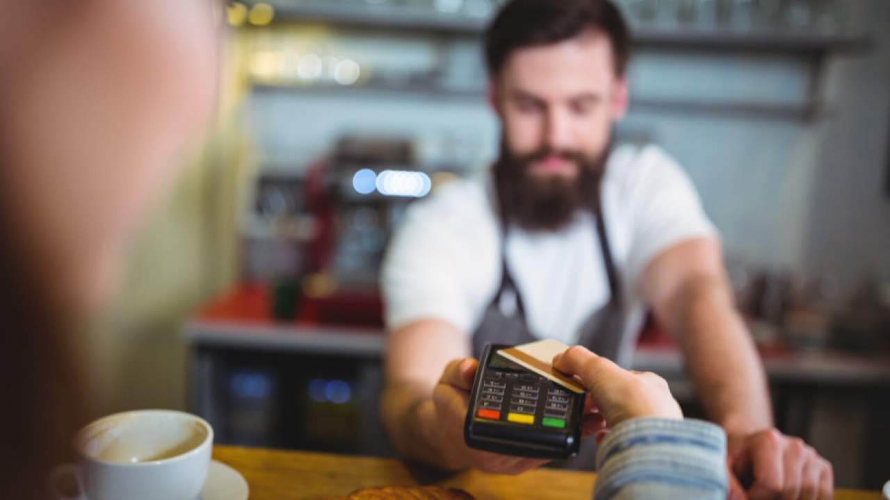 Hesap Öderken Dikkat! 'Servis Ücreti' Yerine 'Gizli Zam' Tuzağı: Bakanlık Düğmeye Bastı!