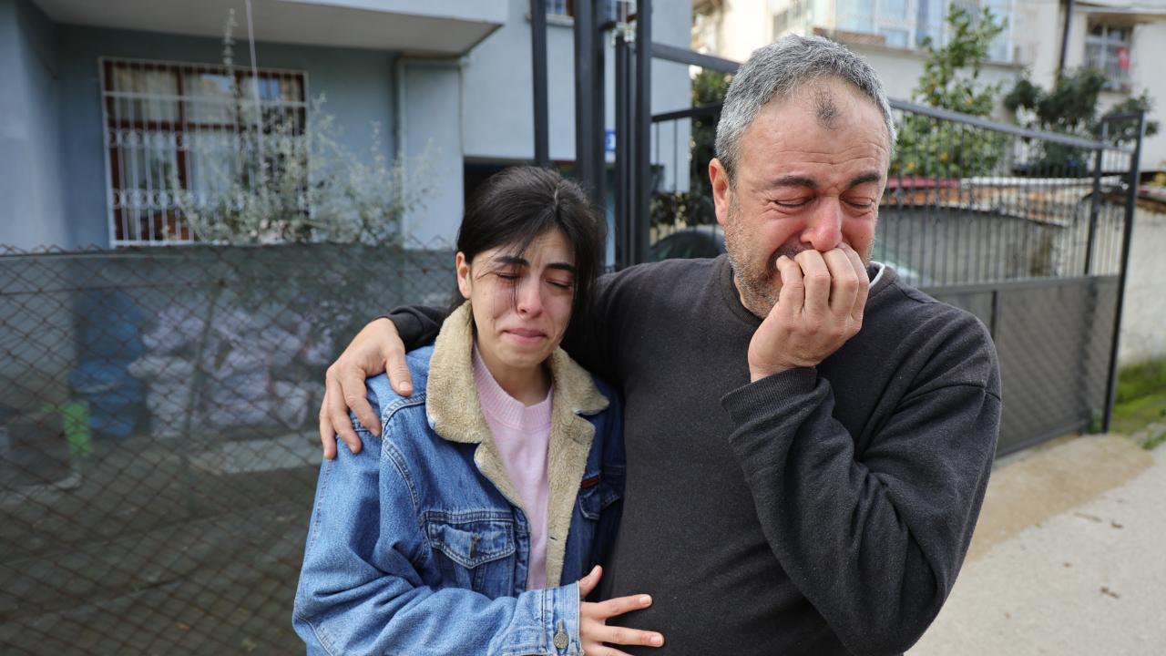 IBAN’ını Arkadaşına Verdi, Hayatı Karardı! 23 Yaşındaki Özlem Gözyaşlarıyla Cezaevine Girdi