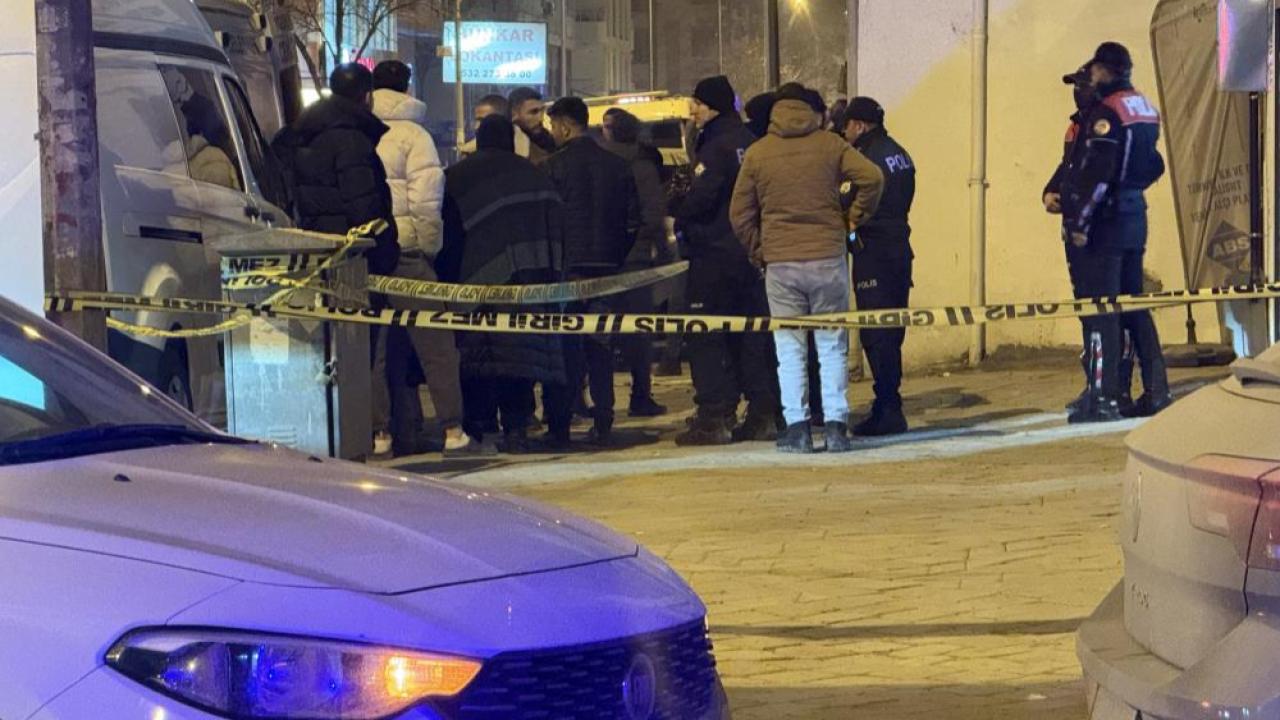 İş Merkezinde Sır Ölüm: Cinayet mi, İntihar mı?