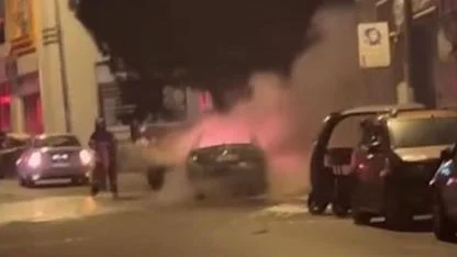 Kepez’de Korku Dolu Gece! Alev Topuna Dönüp Bomba Gibi Patladı: Mahalleli Sokağa Döküldü