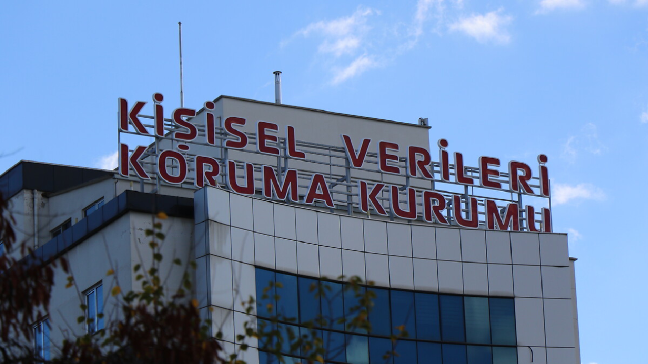 KVKK Kapılarını Açıyor! 34 Uzman Yardımcısı Alınacak: İşte Bölümler ve Şartlar