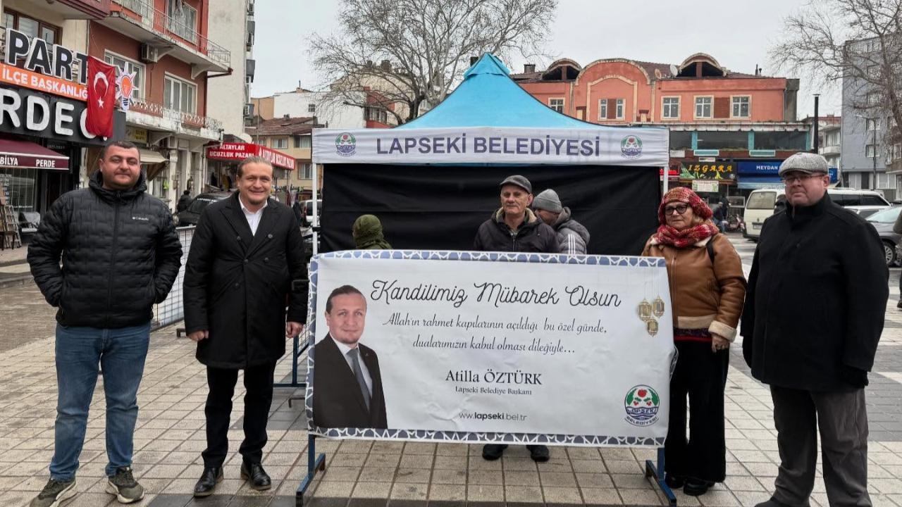 Lapseki Belediyesi’nden Berat Kandili’nde anlamlı ikram
