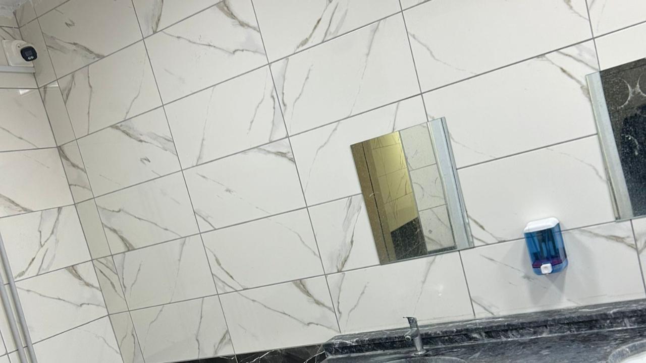 Okul Tuvaletine Kamera Yerleştiren Müdür Görevden Alındı