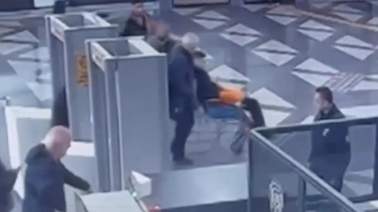 Engelli Oğlunu Alet Etti, Adliyeyi Kan Gölüne Çevirdi! İşte O Dehşetin Yeni Kayıtları