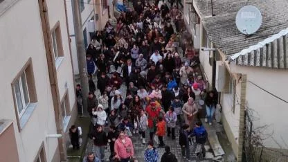 Naklava coşkusu sokakları sardı