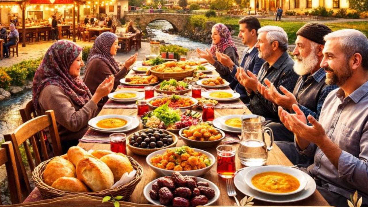 Sarıcaeli Köyü’nde iftar sofraları