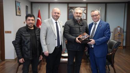 Biga’nın emektar müdürü Nurettin Yaşar emekli oldu