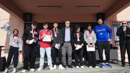 Bilekleri Bükülmedi, Madalyaları Topladılar