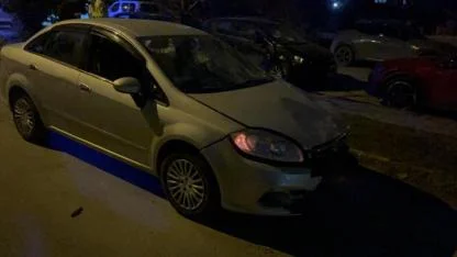 Çocuğun kullandığı otomobil bisiklete çarptı