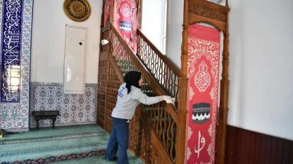 Camilerde Ramazan temizliği