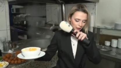 Kanal D Muhabiri Kübra Aydın’ın Sakatatla İmtihanı