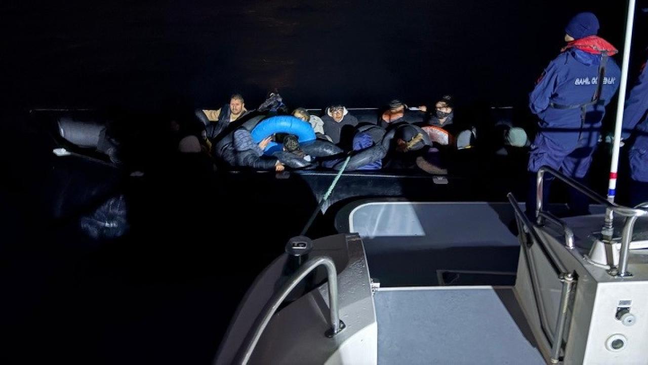 Radardan Kaçamadılar! Çanakkale Açıklarında 29 Kaçak Göçmen Yakalandı