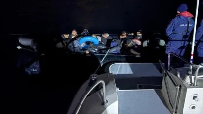 Radardan Kaçamadılar! Çanakkale Açıklarında 29 Kaçak Göçmen Yakalandı