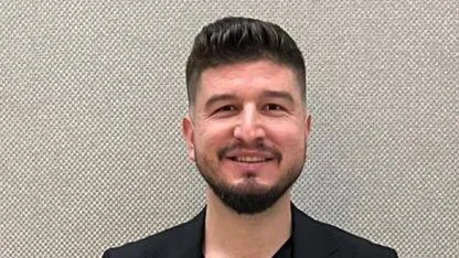 Rumeli Müziğinde Yeni Bir Yıldız Doğuyor: Makedon Samet "Klişeleri Yıkmaya Geldim" Diyor