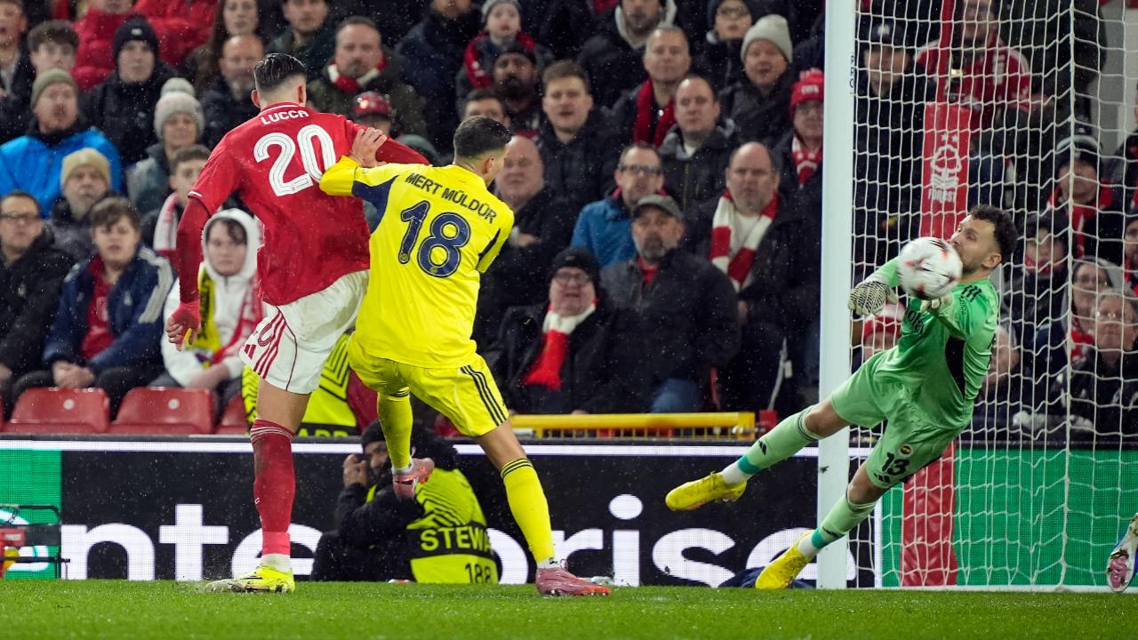 Son Düdük Çaldı, Fenerbahçe Avrupa’ya Galibiyetle Veda Etti!