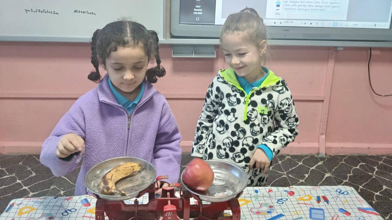 Yenice Cumhuriyet İlkokulu’nda "Ağır mı Hafif mi?" heyecanı