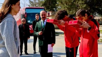 18 Mart Kutsal Emanetleri Bilecik’te: Türk Bayrağı ve Gelibolu'dan Alınan Toprak Yola Devam Ediyor