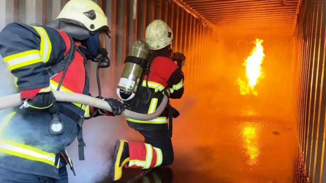 65 PUANLA İTFAİYE ERİ ALIMI! Bu Detayı Kaçıran Başvuramayacak…