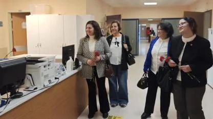 8 Mart’ta İlk Durak Devlet Hastanesi: CHP Kadın Kolları Emekçilerle Buluştu