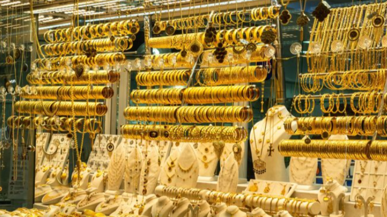 Altın Sahipleri Dikkat: Fed Kararı Sonrası Piyasalar Buz Kesti, Gram Altın Çakıldı!