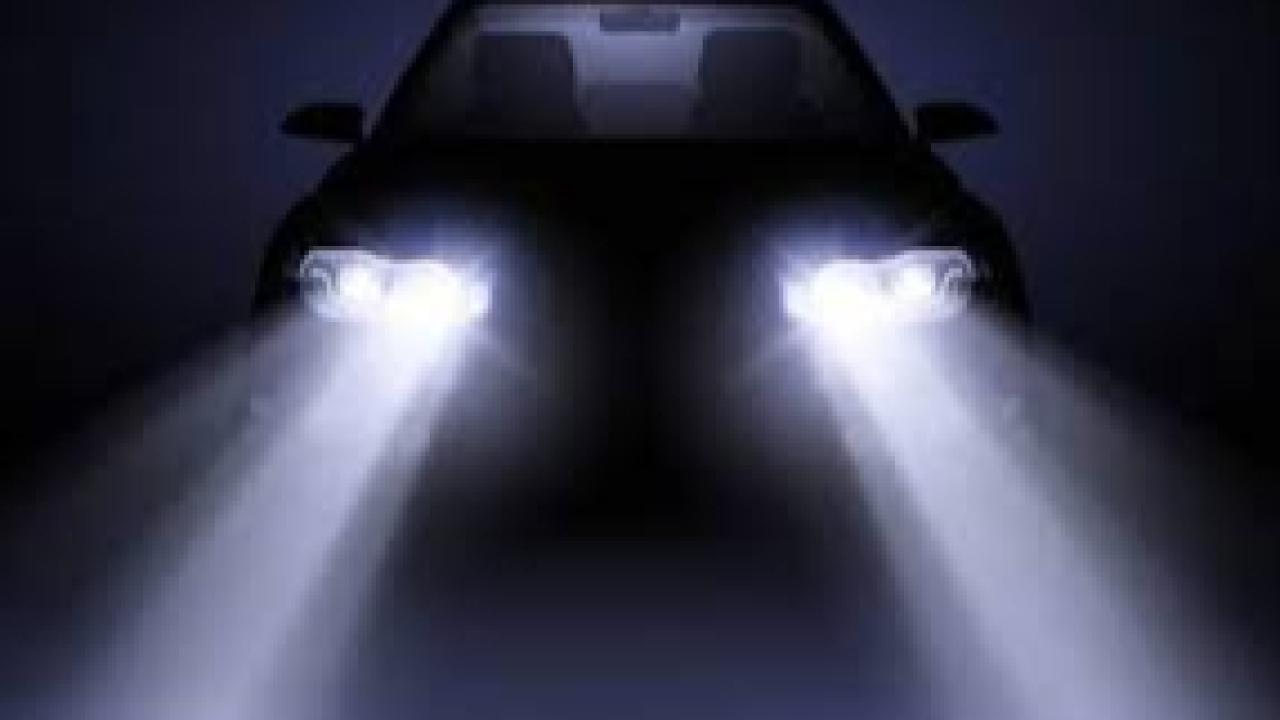 Araç Sahipleri Dikkat: O Farlar Artık Yasaklandı! Takana Dev Ceza, Araç Doğrudan Trafikten Men Edilecek!